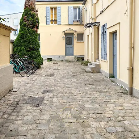 Le Nid Versaillais Apartment *