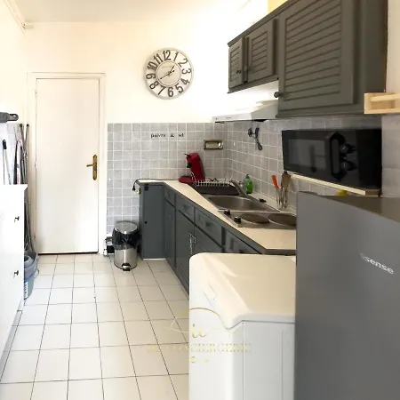 Apartment Le Nid Versaillais *